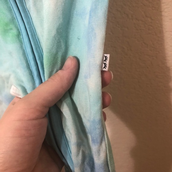 Little Sleepies Tidepool Tie-Dye Zippy Sleeper in Blue & Green - Size 3-6 Months - Picture 2 of 6
